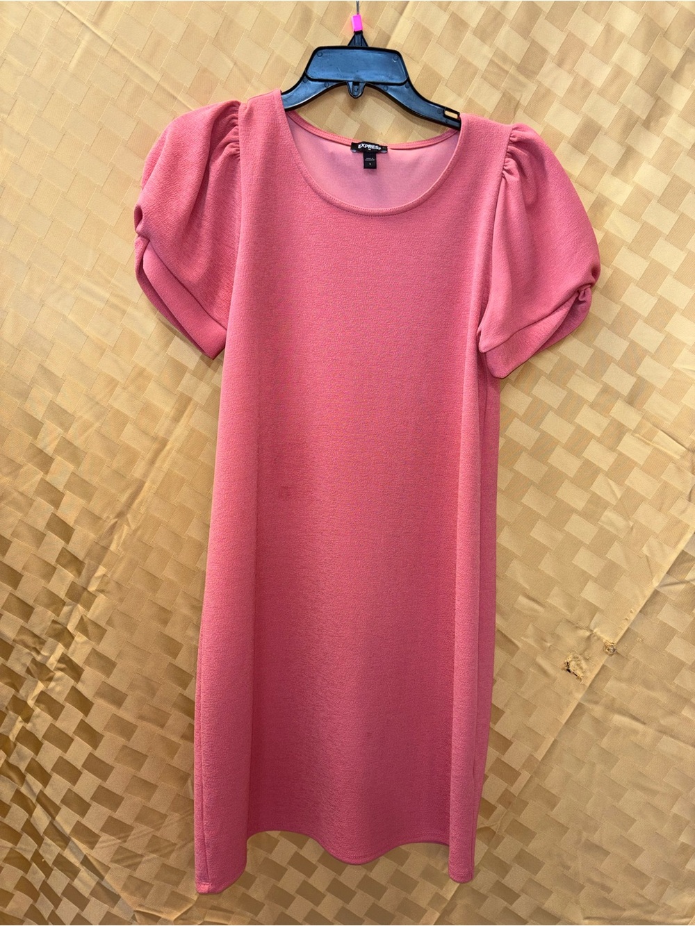 Express Rose-Pink Puff-Sleeve Midi Dress